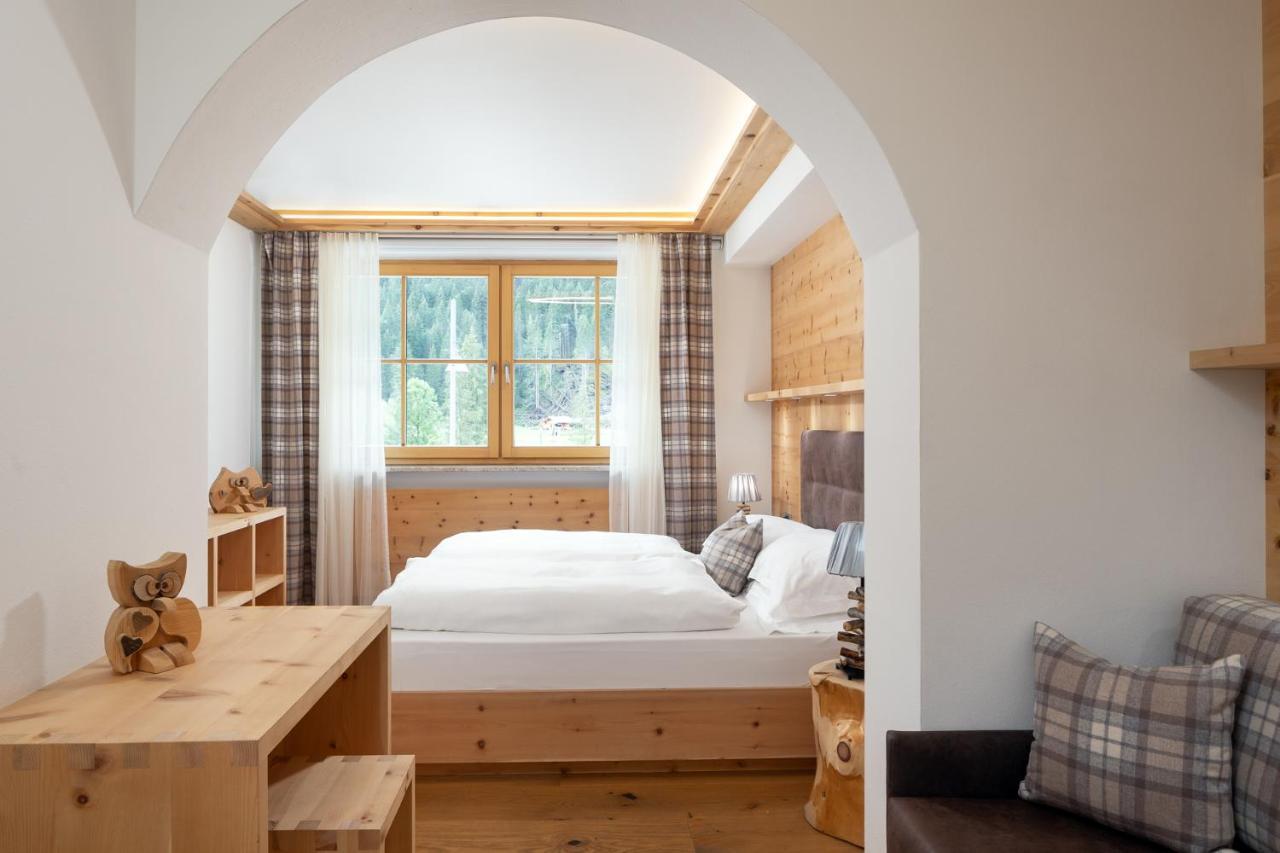Hotel Pareda Каназей Екстериор снимка