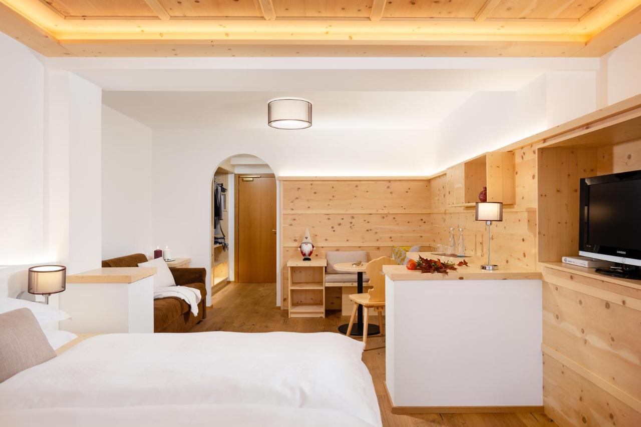 Hotel Pareda Каназей Екстериор снимка