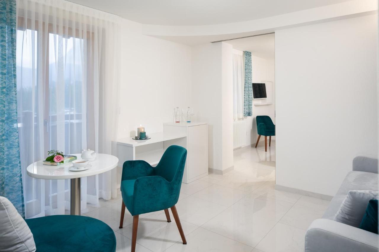 Hotel Pareda Каназей Екстериор снимка