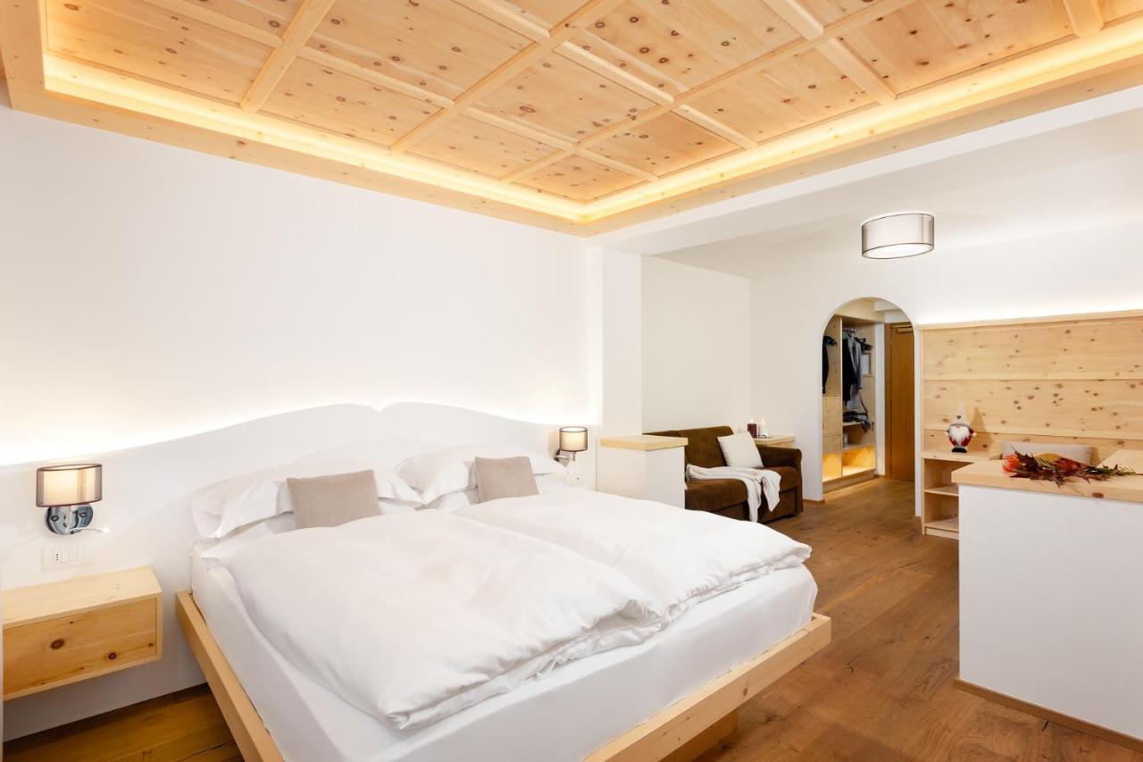 Hotel Pareda Каназей Екстериор снимка