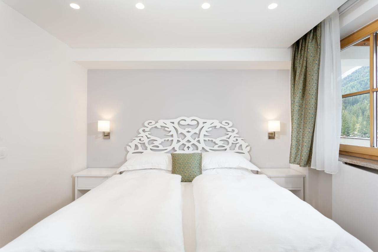 Hotel Pareda Каназей Екстериор снимка