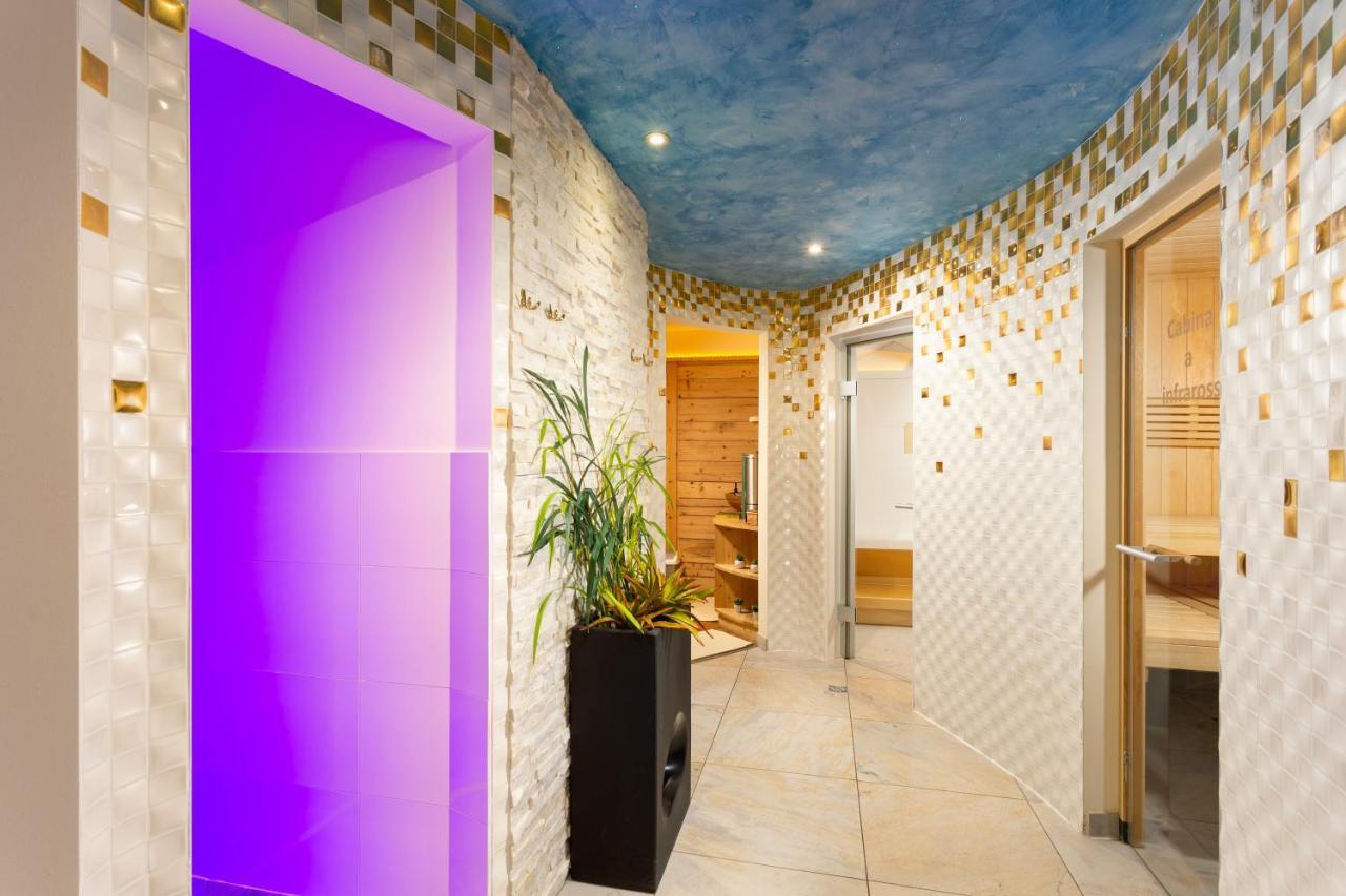 Hotel Pareda Каназей Екстериор снимка